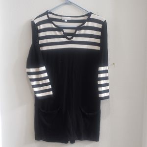 Joseph A sweater black and white sweater, size medium